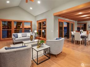 2563 Perkins Lane W, Seattle WA 98199