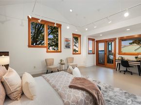 2563 Perkins Lane W, Seattle WA 98199
