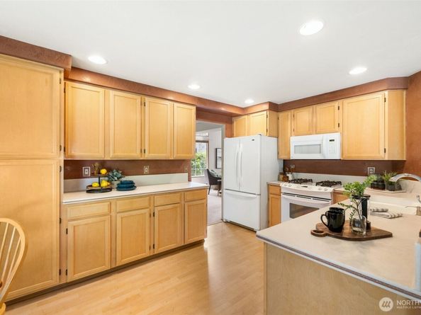 2113 162nd Place SE, Mill Creek WA 98012