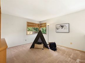 2113 162nd Place SE, Mill Creek WA 98012