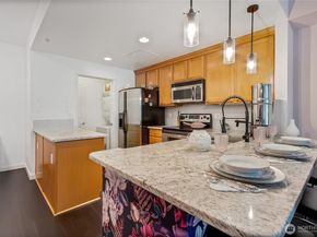 55 Williams Avenue S 209, Renton WA 98057