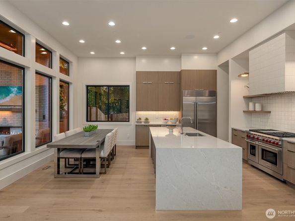 5837 112th Place NE, Kirkland WA 98033