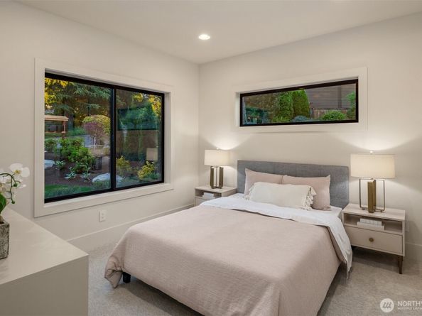 5837 112th Place NE, Kirkland WA 98033