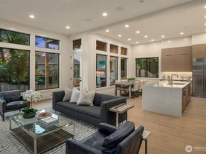 5837 112th Place NE, Kirkland WA 98033