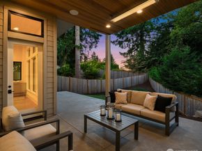 5837 112th Place NE, Kirkland WA 98033