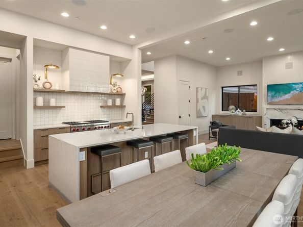 5837 112th Place NE, Kirkland WA 98033