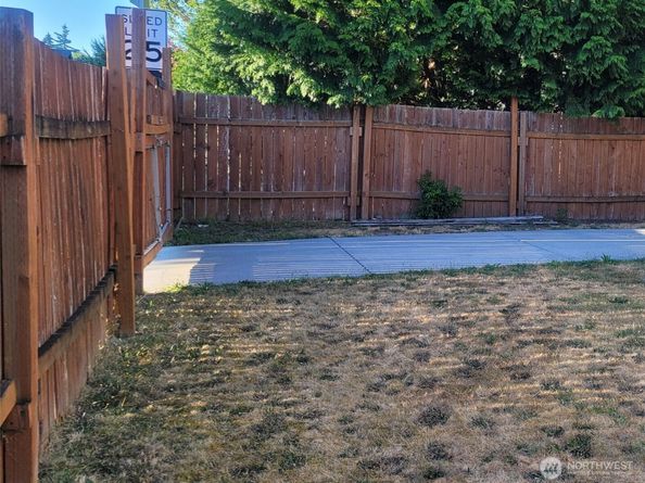 Undisclosed Address #2410582, Everett WA 98208