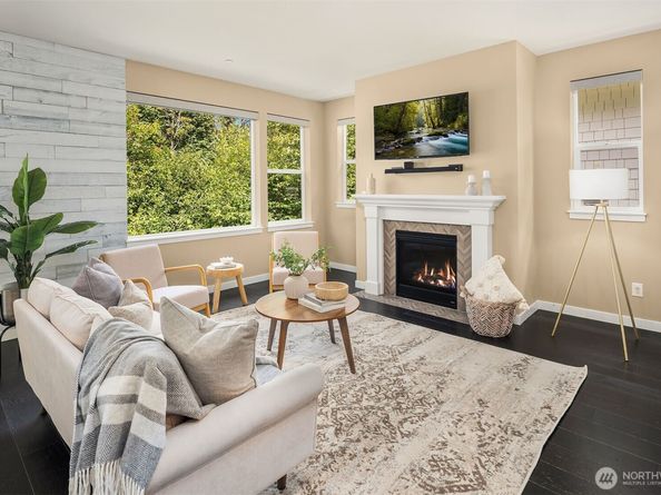 34324 SE Graves Street, Snoqualmie WA 98065
