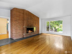 19040 103rd Avenue NE, Bothell WA 98011