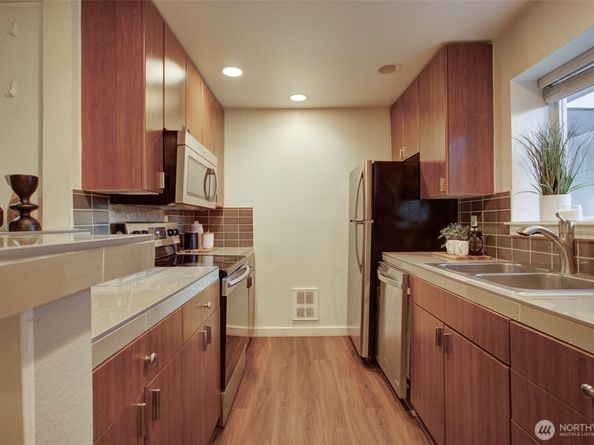 16101 Bothell Everett Hwy D103, Mill Creek WA 98012