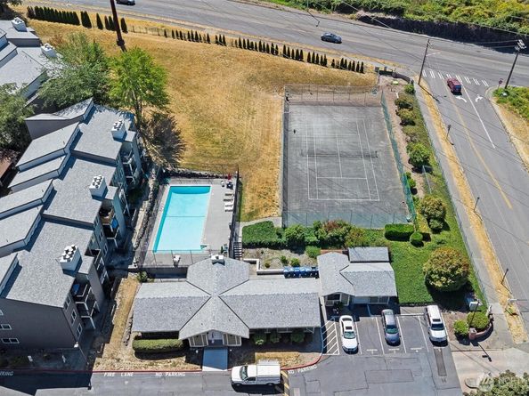 2020 Grant Avenue S B201, Renton WA 98055