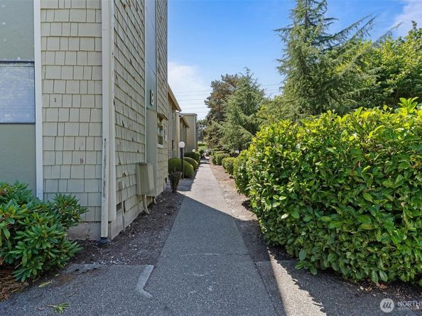 2020 Grant Avenue S B201, Renton WA 98055