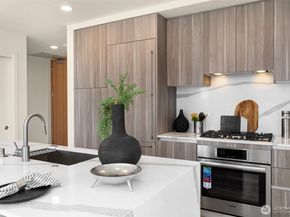 10232 NE 10th Street 509, Bellevue WA 98004