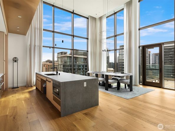 10232 NE 10th Street 509, Bellevue WA 98004