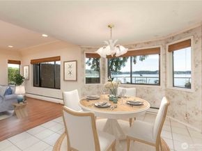 3737 Bahia Vista Drive NE, Bremerton WA 98310