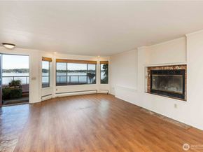 3737 Bahia Vista Drive NE, Bremerton WA 98310