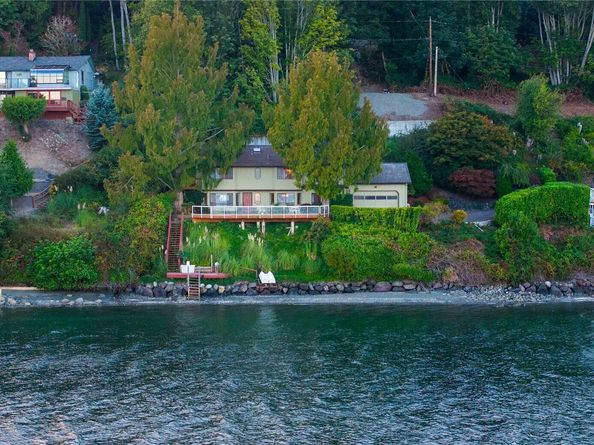 3737 Bahia Vista Drive NE, Bremerton WA 98310