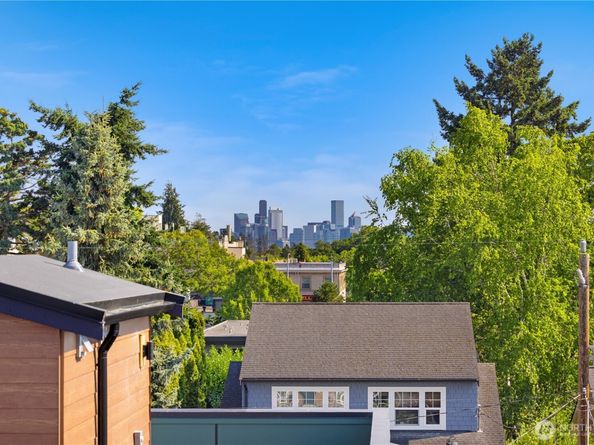 1704 A N 47th Street, Seattle WA 98103