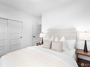 1704 A N 47th Street, Seattle WA 98103