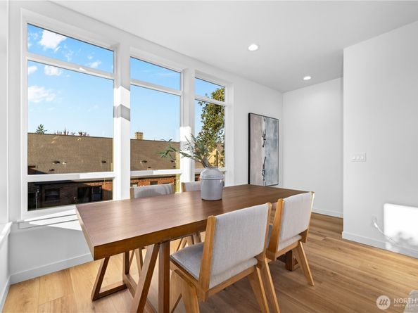 1704 A N 47th Street, Seattle WA 98103