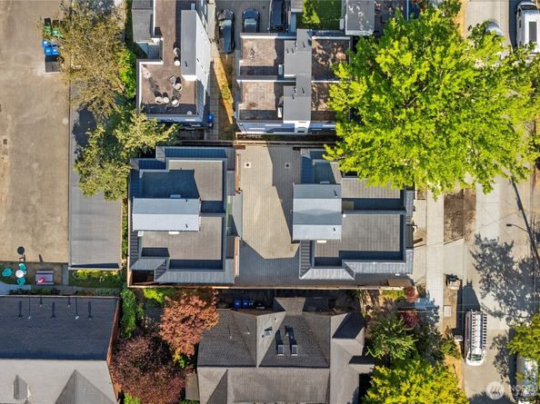 1704 A N 47th Street, Seattle WA 98103