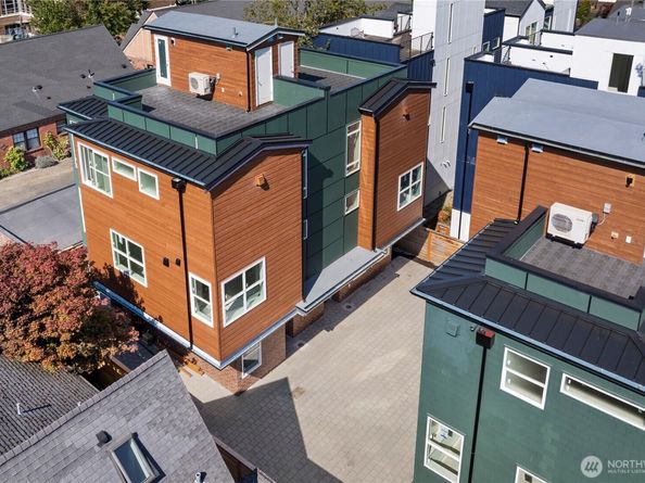 1704 A N 47th Street, Seattle WA 98103