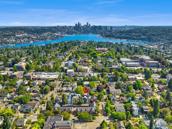 1704 A N 47th Street, Seattle WA 98103