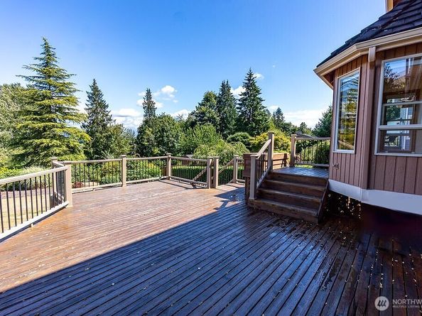 205 101st Avenue NE, Lake Stevens WA 98258