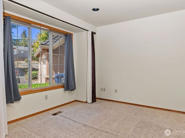 205 101st Avenue NE, Lake Stevens WA 98258