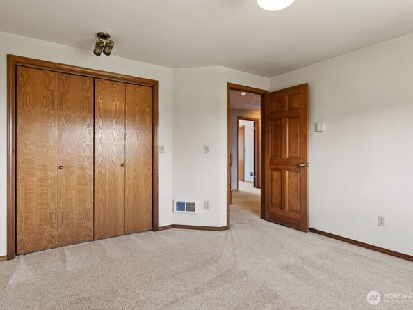 205 101st Avenue NE, Lake Stevens WA 98258