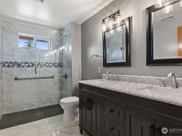 205 101st Avenue NE, Lake Stevens WA 98258