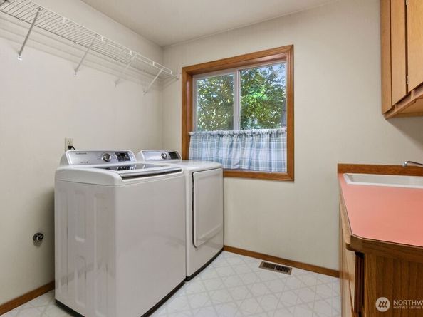 205 101st Avenue NE, Lake Stevens WA 98258