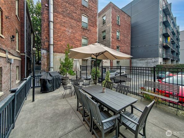 125 Warren Avenue N J, Seattle WA 98109