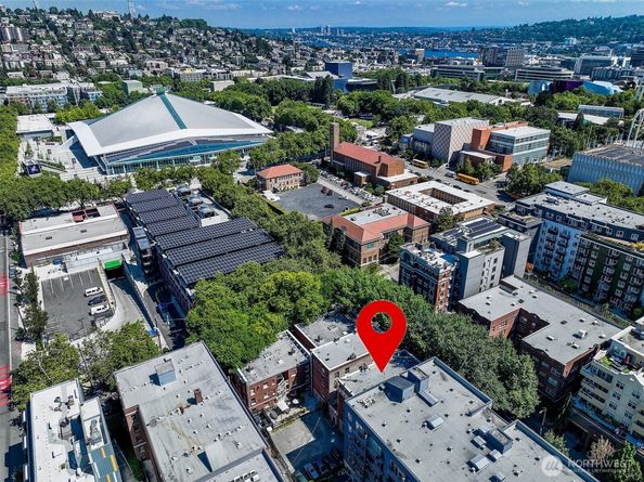 125 Warren Avenue N J, Seattle WA 98109
