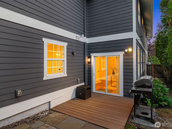 7557 44th Avenue NE, Seattle WA 98115