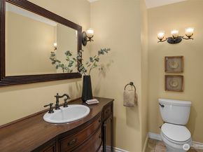 7557 44th Avenue NE, Seattle WA 98115