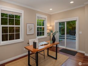 7557 44th Avenue NE, Seattle WA 98115
