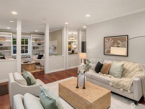 7557 44th Avenue NE, Seattle WA 98115