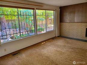 1752 162nd Avenue NE, Bellevue WA 98008