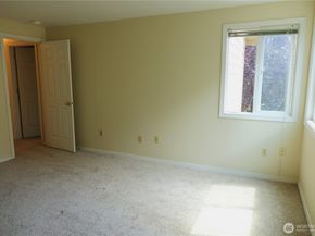 2902 13th Street 3A, Everett WA 98201