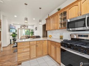 10821 Crestwood Drive S, Seattle WA 98178