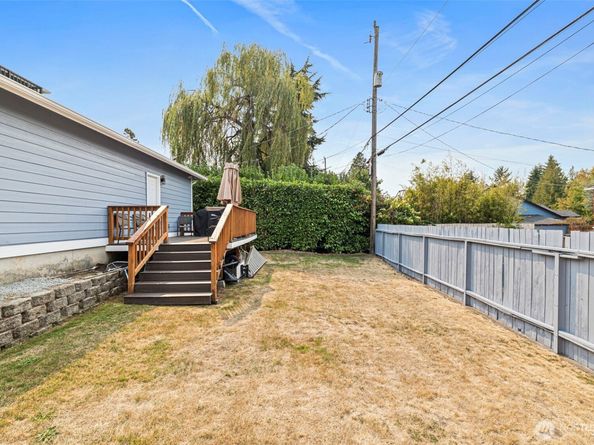 10821 Crestwood Drive S, Seattle WA 98178