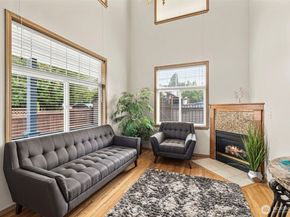 10821 Crestwood Drive S, Seattle WA 98178