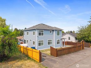 10821 Crestwood Drive S, Seattle WA 98178