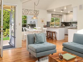 2029 Mill Green Court SE, Mill Creek WA 98012