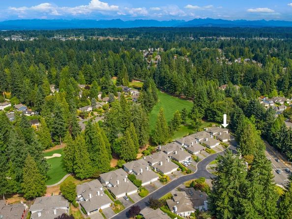 2029 Mill Green Court SE, Mill Creek WA 98012