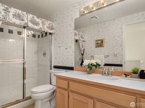 2029 Mill Green Court SE, Mill Creek WA 98012