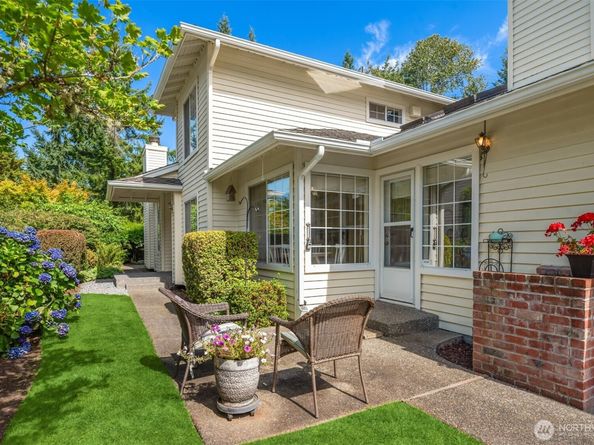 2029 Mill Green Court SE, Mill Creek WA 98012