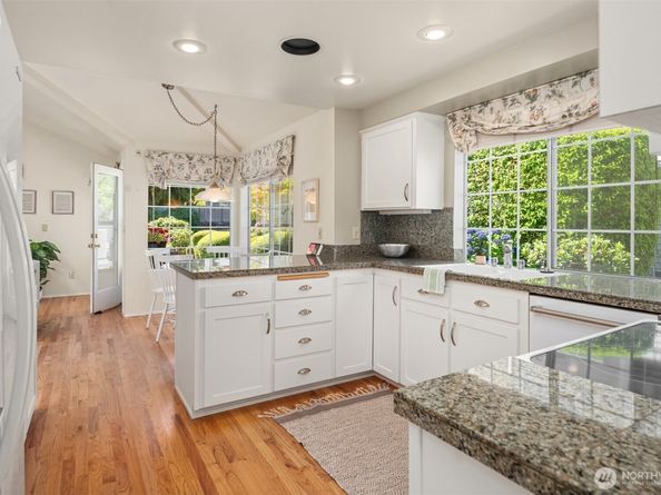 2029 Mill Green Court SE, Mill Creek WA 98012