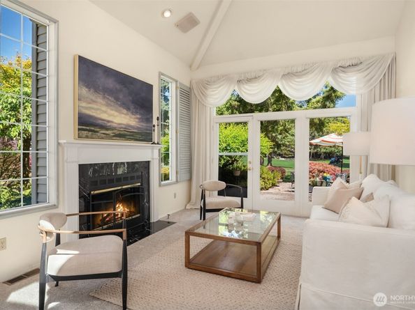 2029 Mill Green Court SE, Mill Creek WA 98012